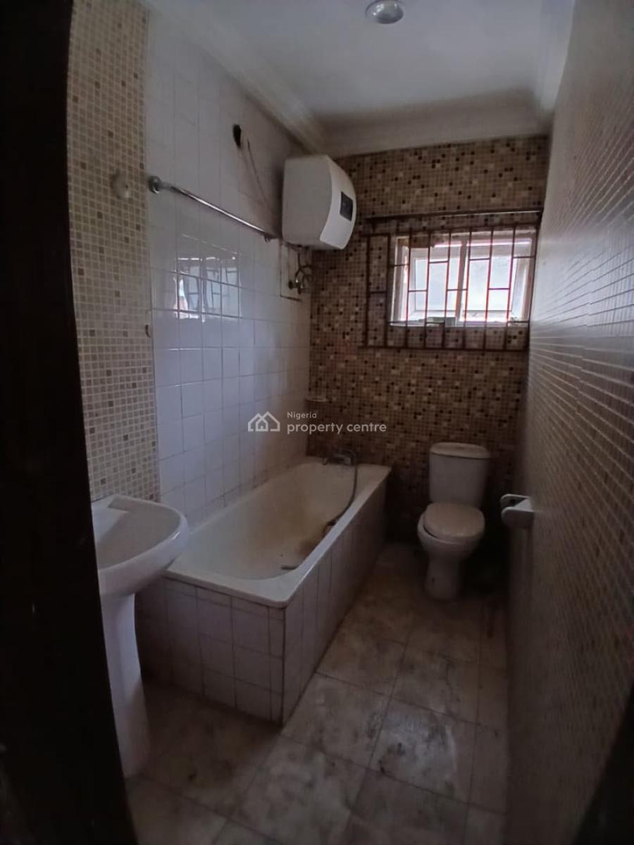 4 Bedroom Semi Detached with 2 Room Bq, Garki, Abuja, Semi-detached Duplex for Rent