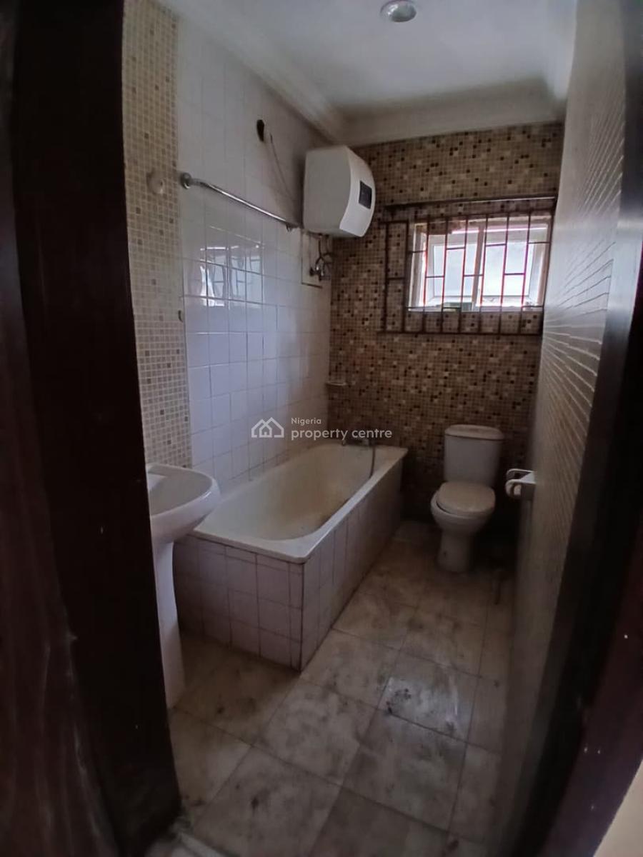 4 Bedroom Semi Detached with 2 Room Bq, Garki, Abuja, Semi-detached Duplex for Rent