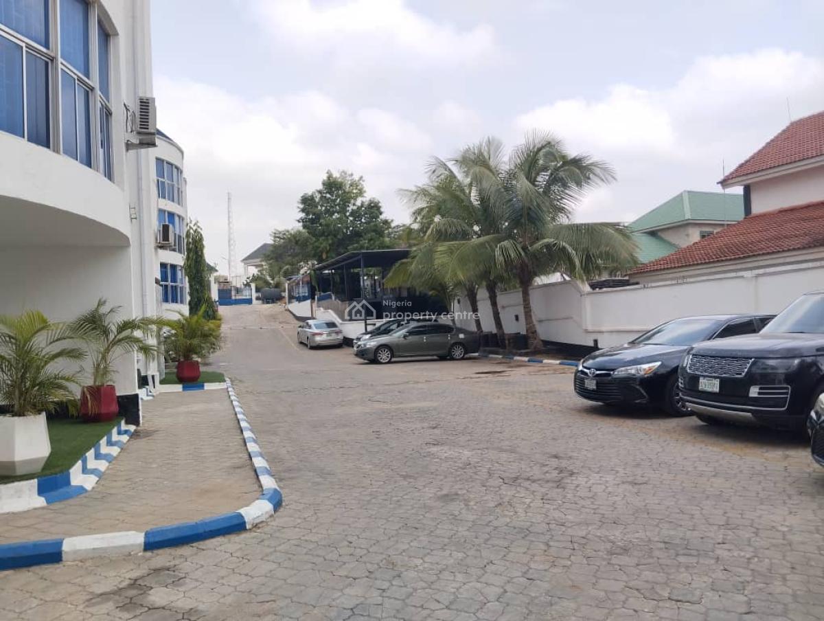 Well Furnished and Serviced 2 Bedroom Apartment, Asokoro District, Abuja, Flat / Apartment for Rent