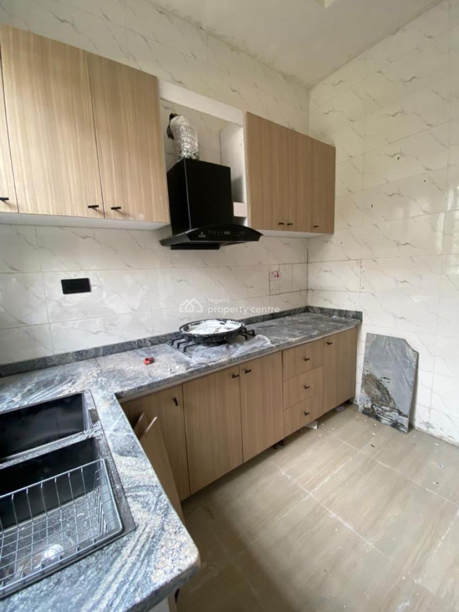 Modern and Luxurious Upstairs with 2 Toilets, Majek, Sangotedo, Ajah, Lagos, Mini Flat (room and Parlour) for Rent