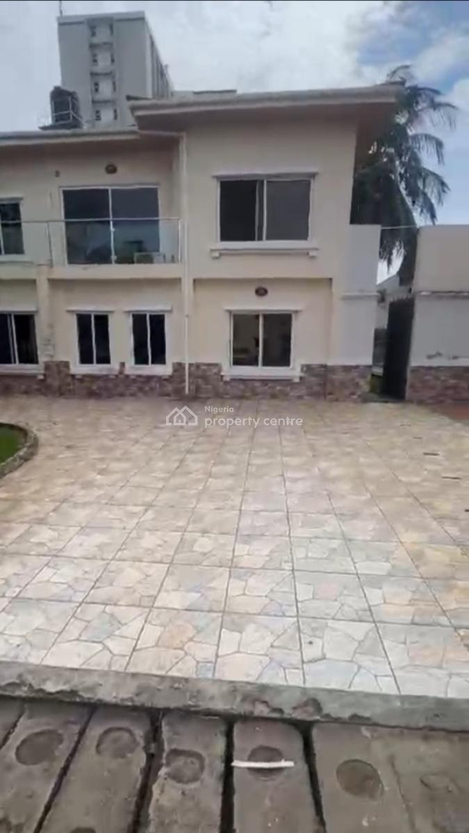 a Unit of 5bedroom Detached House with 2 Rooms Bq and a Swimming Pool, Ikoyi, Lagos, House for Rent