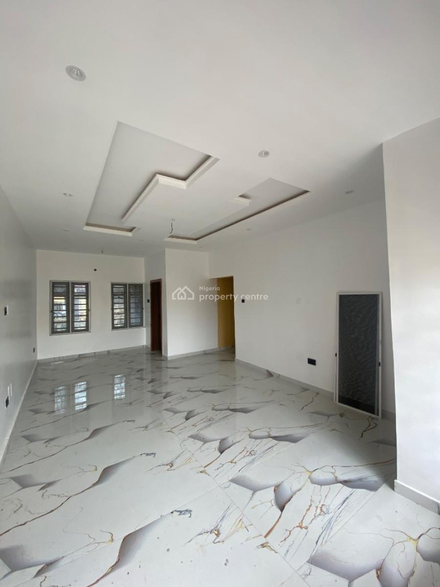 Standard 3 Bedroom Apartment, Grace Ville Apartment After Blenco Supermarket Sangotedo, Ajah, Lagos, Flat / Apartment for Rent