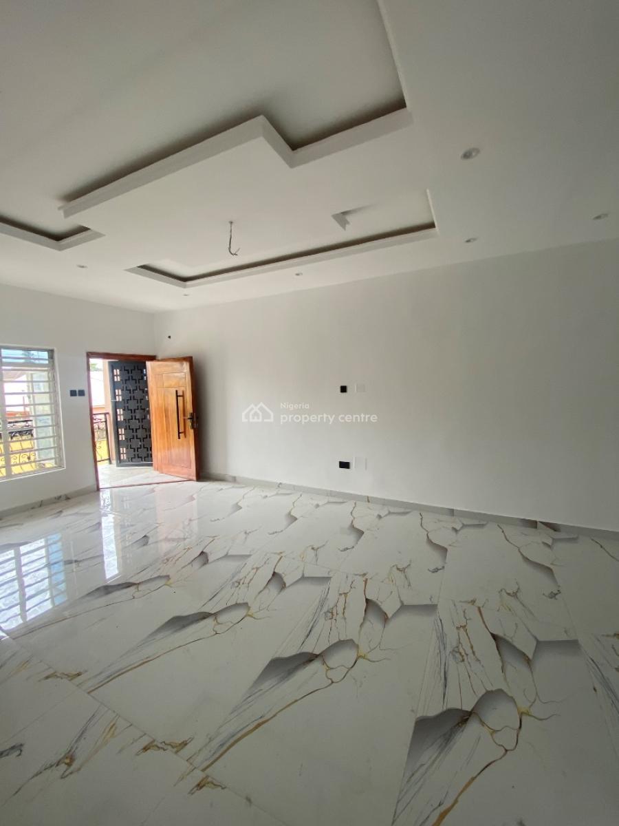 Standard 3 Bedroom Apartment, Grace Ville Apartment After Blenco Supermarket Sangotedo, Ajah, Lagos, Flat / Apartment for Rent