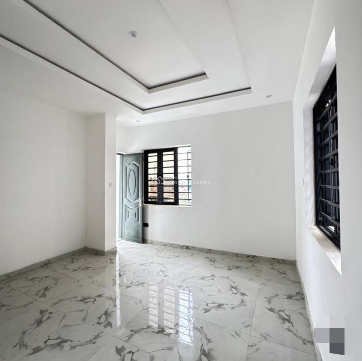 Fantastic 3 Bedroom Apartment, Yaba, Lagos, Block of Flats for Sale