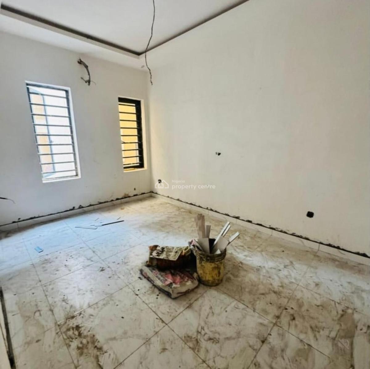 Fantastic 3 Bedroom Apartment, Yaba, Lagos, Block of Flats for Sale