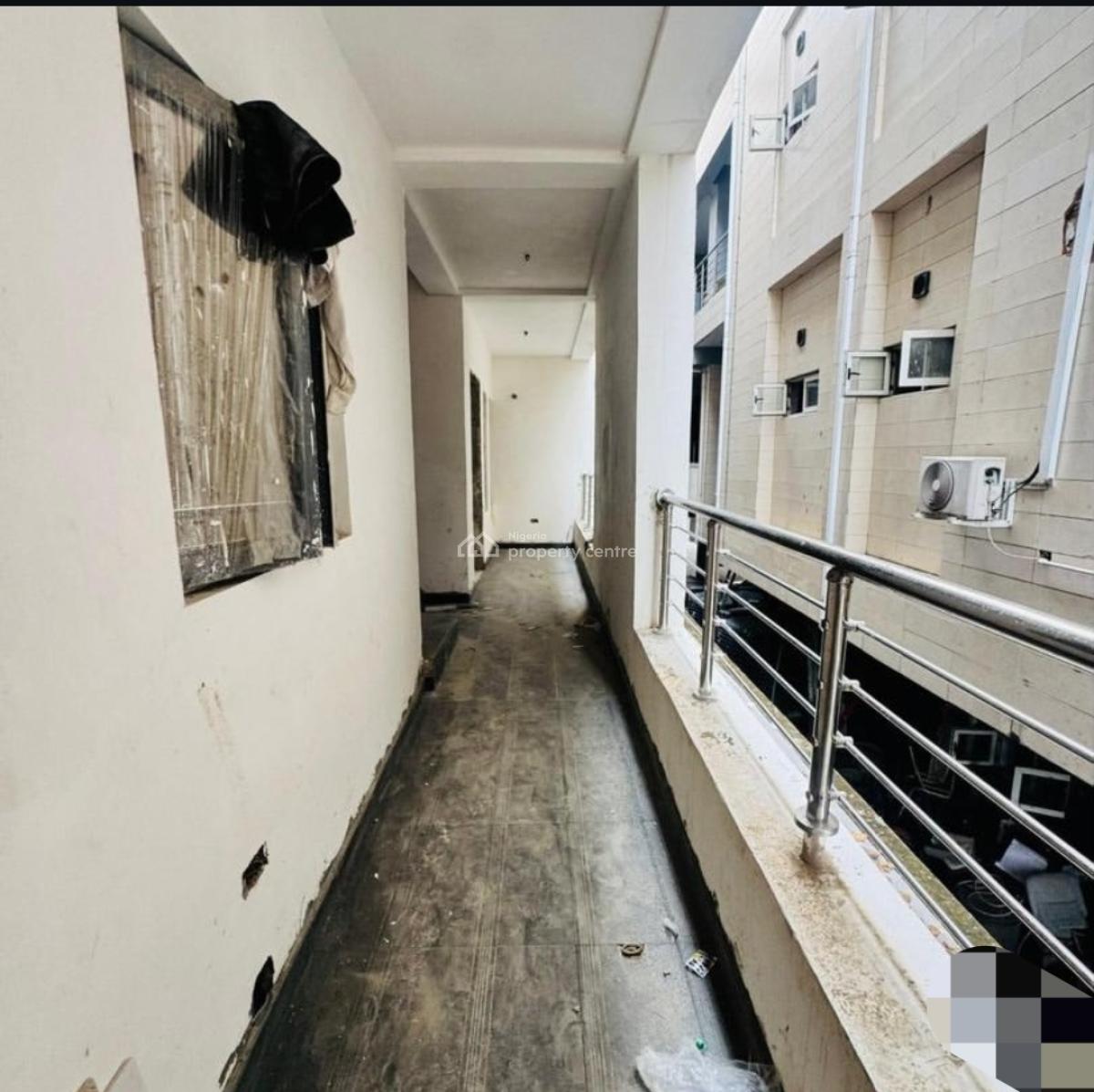 Fantastic 3 Bedroom Apartment, Yaba, Lagos, Block of Flats for Sale