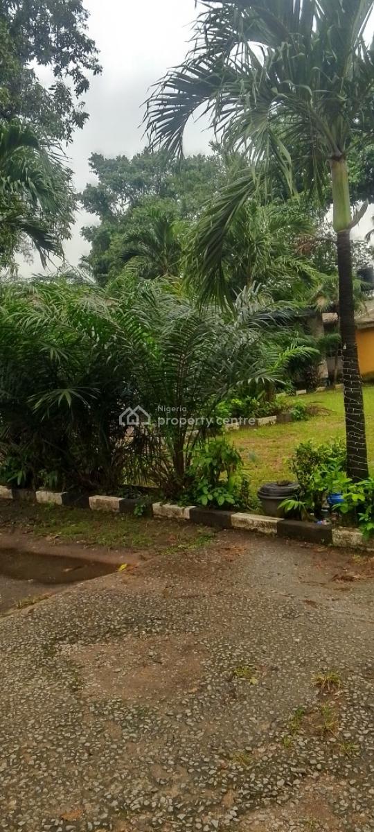 2819 Sqm of Land with Building in Ismail Estate Maryland., Ismail Estate, Maryland, Lagos, Mixed-use Land for Sale