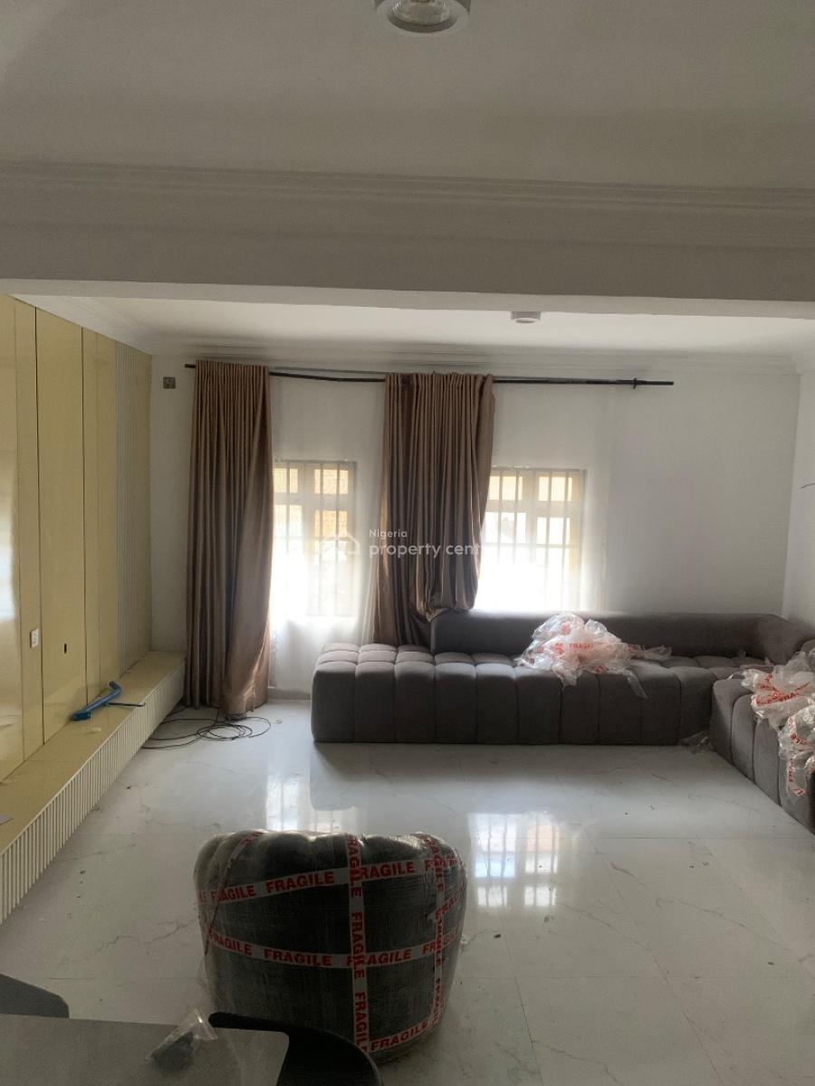 Spacious 3 Bedroom Terrace Duplex, Lekki Phase 1, Lekki, Lagos, Terraced Duplex for Rent