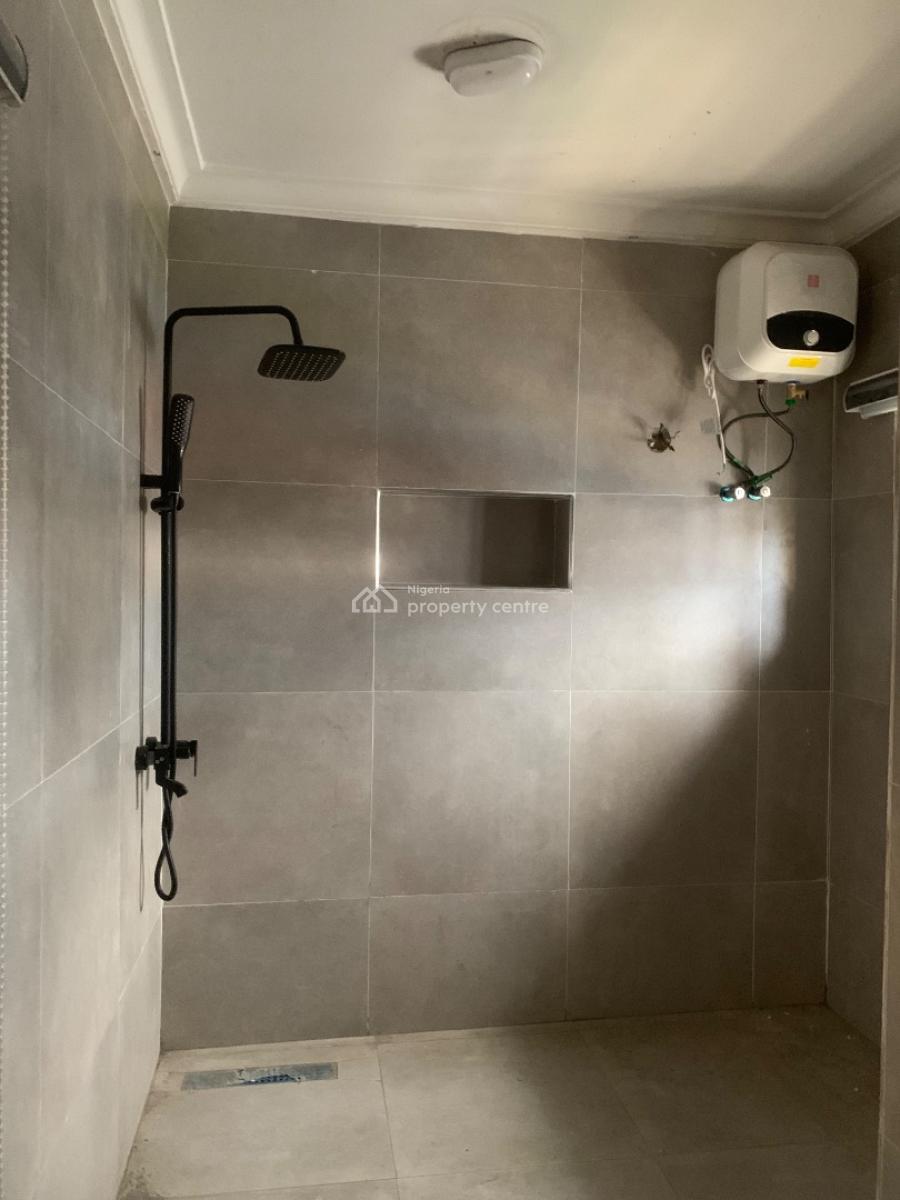 Spacious 3 Bedroom Terrace Duplex, Lekki Phase 1, Lekki, Lagos, Terraced Duplex for Rent