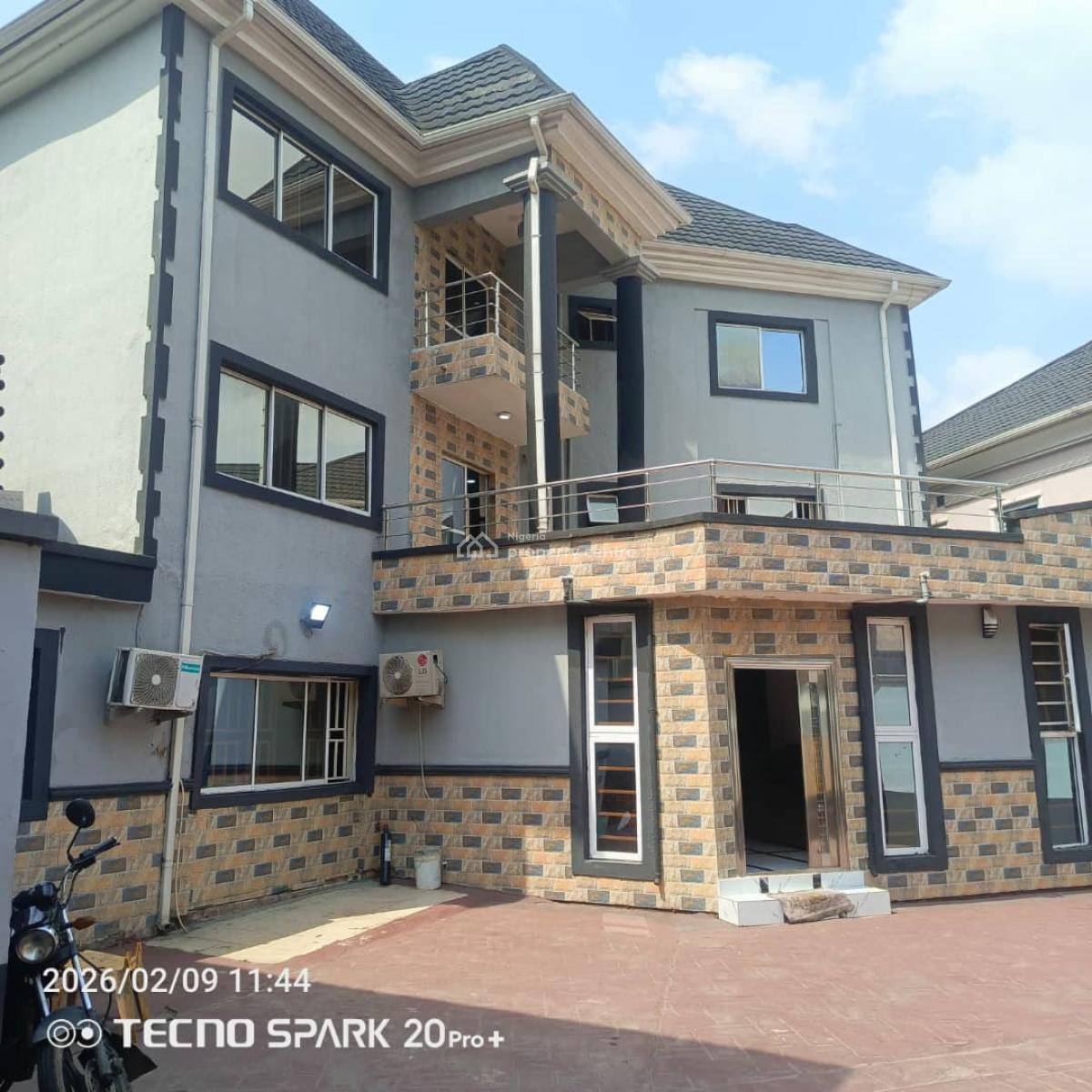 Block of Flats in a Good Environment, Omole Phase 1, Ikeja, Lagos, Block of Flats for Sale