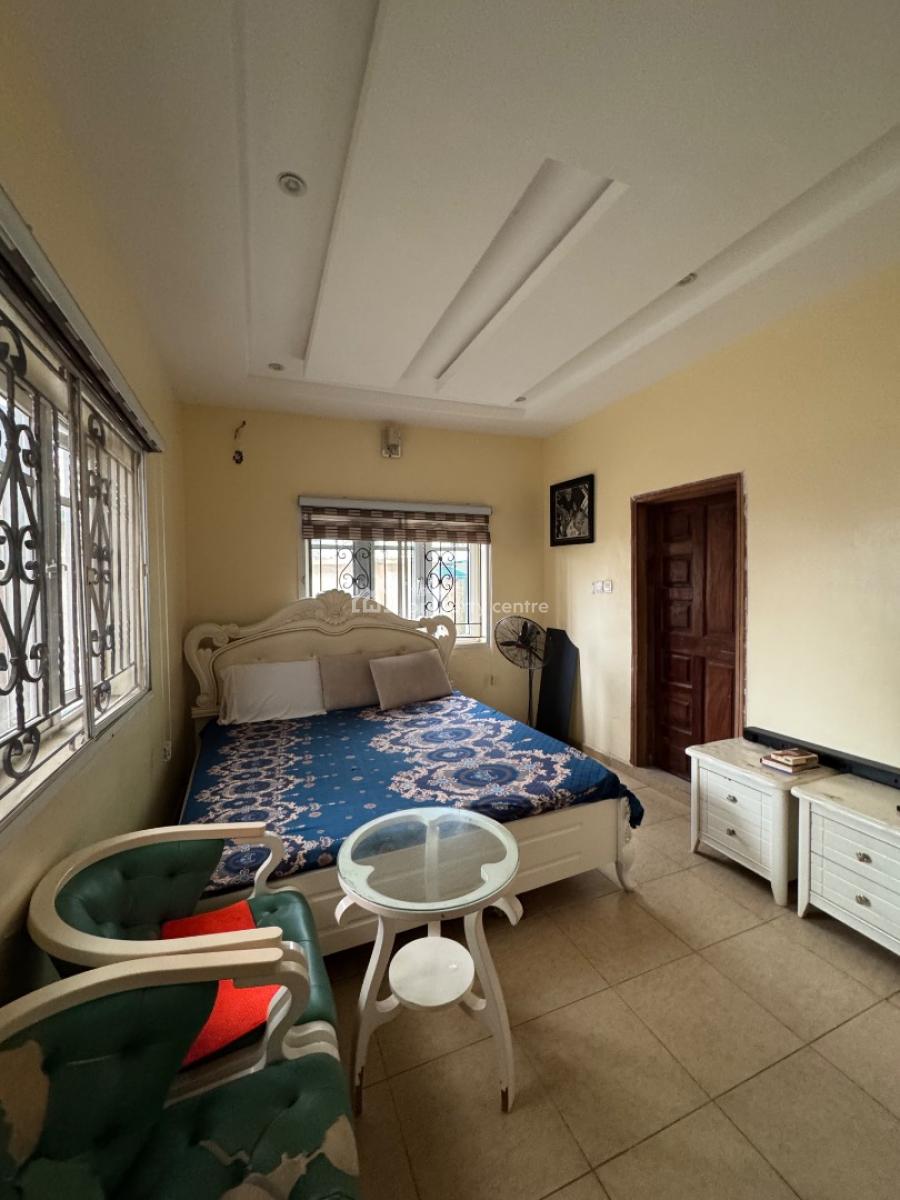 Self Contain, Ilaje, Ajah, Lagos, Flat / Apartment for Rent