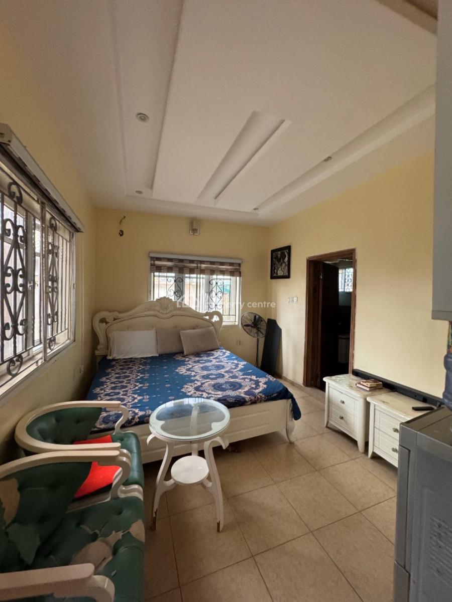Self Contain, Ilaje, Ajah, Lagos, Flat / Apartment for Rent