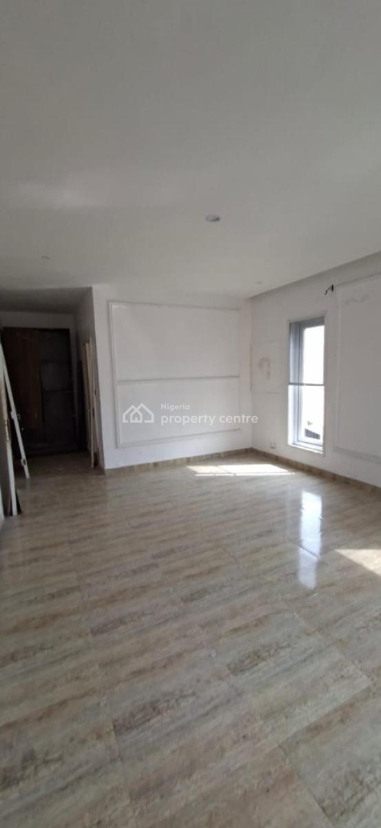 Single Room Shared Apartment with Excellent Service, Lekki Phase 1, Lekki, Lagos, Flat / Apartment for Rent