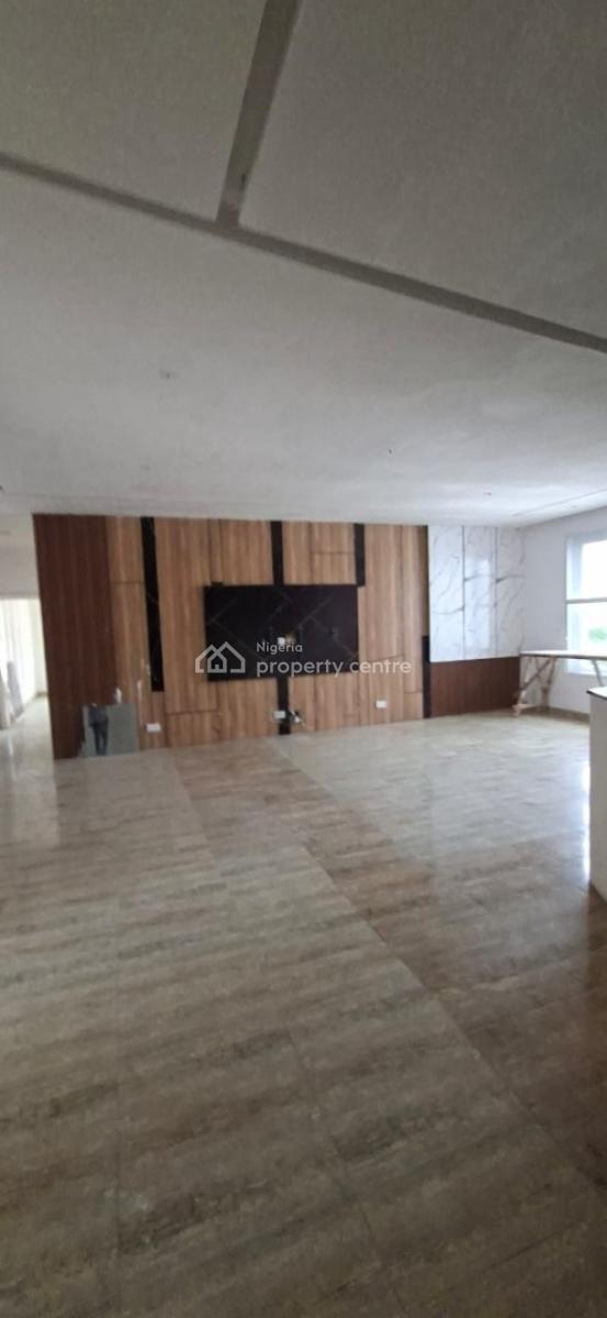 Single Room Shared Apartment with Excellent Service, Lekki Phase 1, Lekki, Lagos, Flat / Apartment for Rent