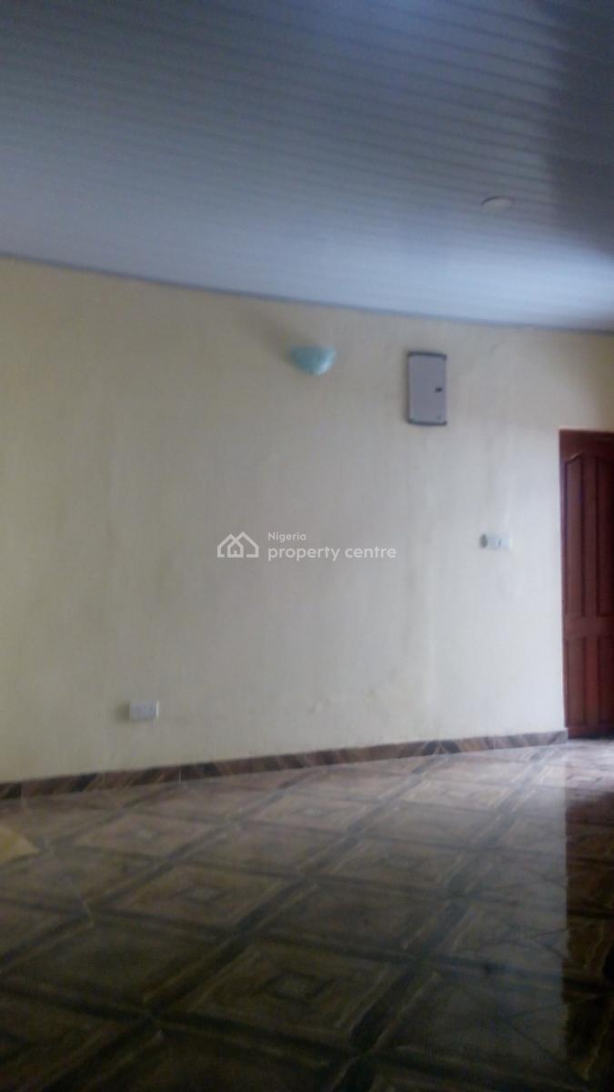 Executive One Bedroom Top Apartment, Off Karunwi Street, Ijesha, Surulere, Lagos, Mini Flat (room and Parlour) for Rent