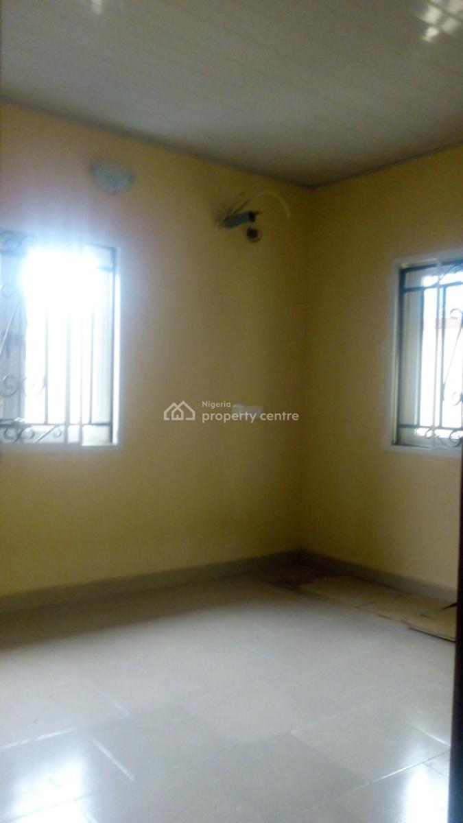 Executive One Bedroom Top Apartment, Off Karunwi Street, Ijesha, Surulere, Lagos, Mini Flat (room and Parlour) for Rent