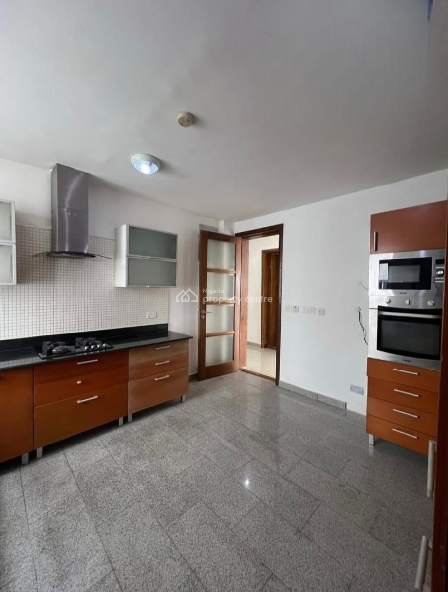 Fully Serviced 3 Bedroom Apartment with Swimming Pool & Gym, Banana Island, Ikoyi, Lagos, Block of Flats for Sale