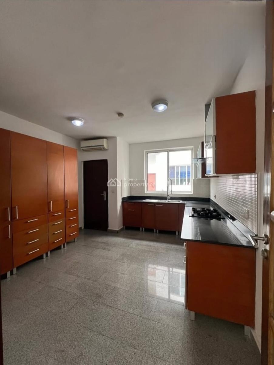 Fully Serviced 3 Bedroom Apartment with Swimming Pool & Gym, Banana Island, Ikoyi, Lagos, Block of Flats for Sale