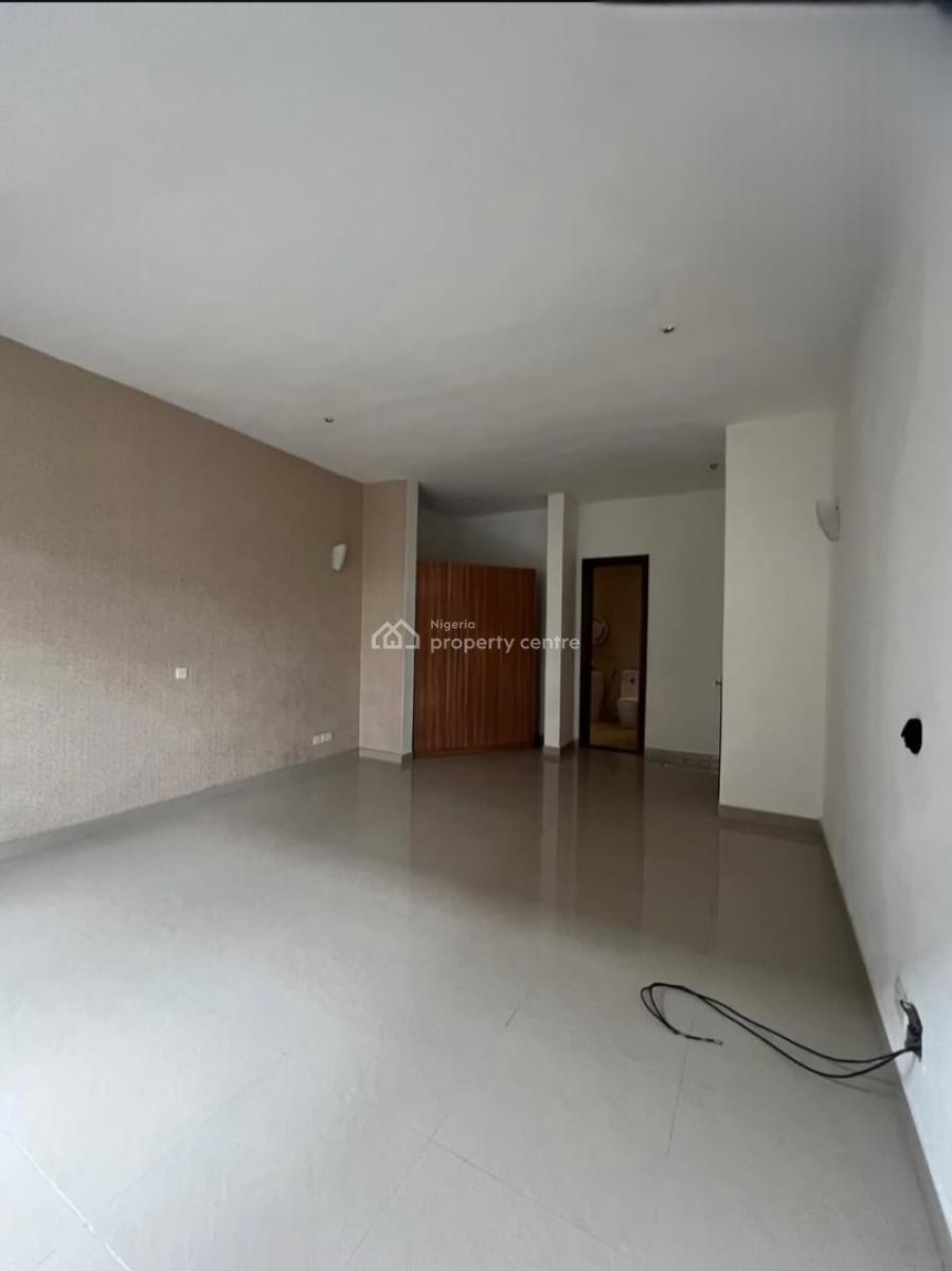 Fully Serviced 3 Bedroom Apartment with Swimming Pool & Gym, Banana Island, Ikoyi, Lagos, Block of Flats for Sale