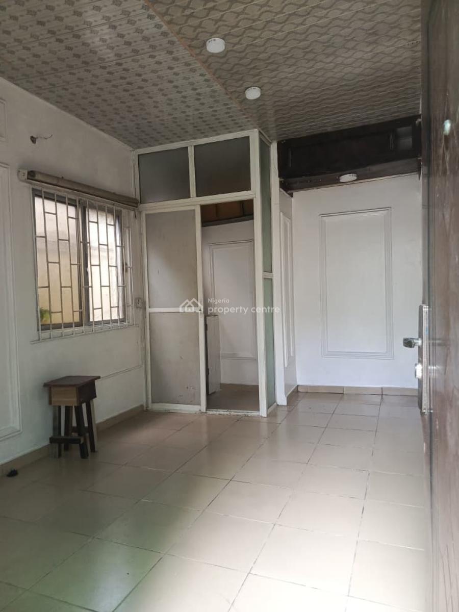 a Lovely 1 Bedroom Studio Apartment Bq, Lekki Phase 1, Lekki, Lagos, Self Contain (single Rooms) for Rent