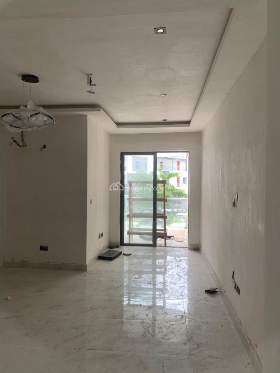 Exquisitely Furnished 2 Bedroom Apartment, Lekki Phase 1, Lekki, Lagos, Flat / Apartment for Sale
