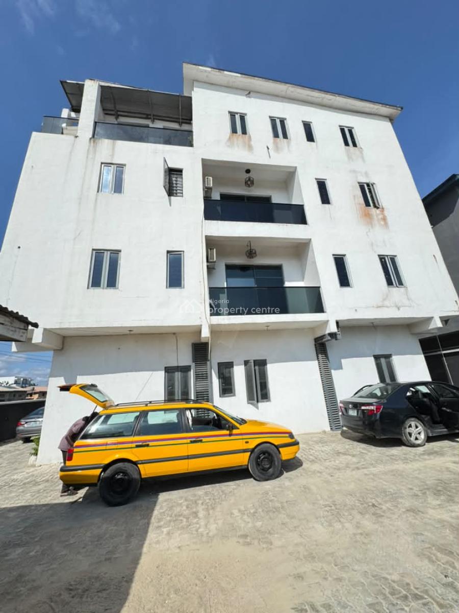 2 Bedroom Apartments with Penthouse, Ologolo, Lekki, Lagos, Flat / Apartment for Rent