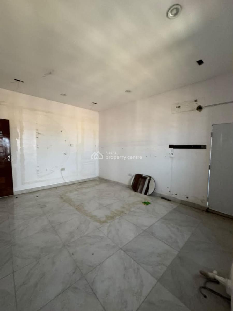 2 Bedroom Apartments with Penthouse, Ologolo, Lekki, Lagos, Flat / Apartment for Rent