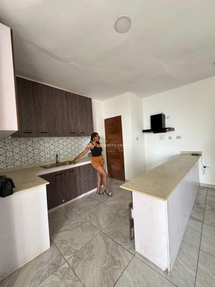 2 Bedroom Apartments with Penthouse, Ologolo, Lekki, Lagos, Flat / Apartment for Rent