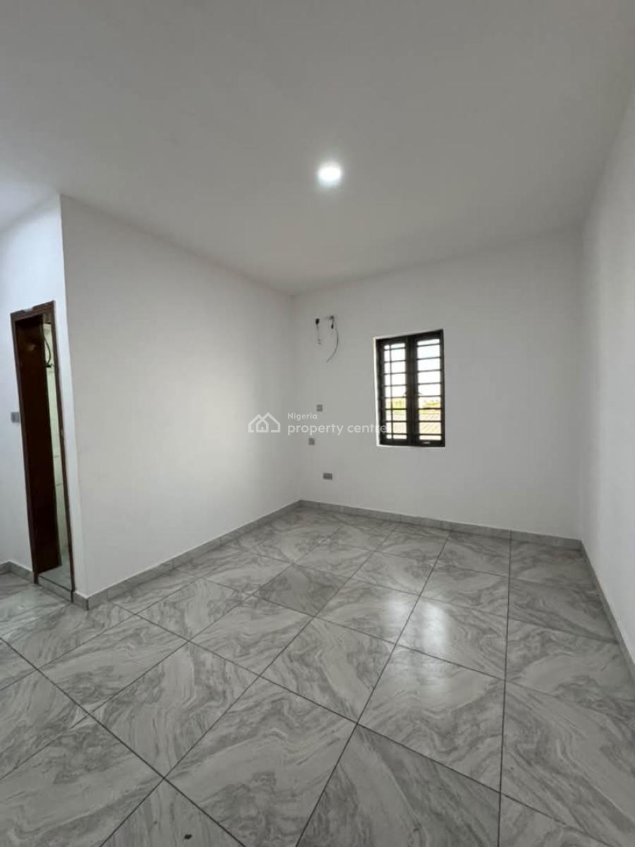 2 Bedroom Apartments with Penthouse, Ologolo, Lekki, Lagos, Flat / Apartment for Rent