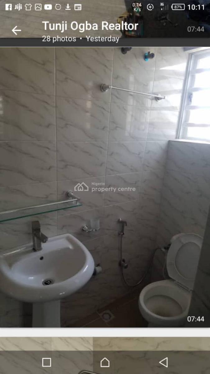 Mini Flat Executive, Off Ashimowu Bakare Street, Itire-ikate, Surulere, Lagos, Mini Flat (room and Parlour) for Rent