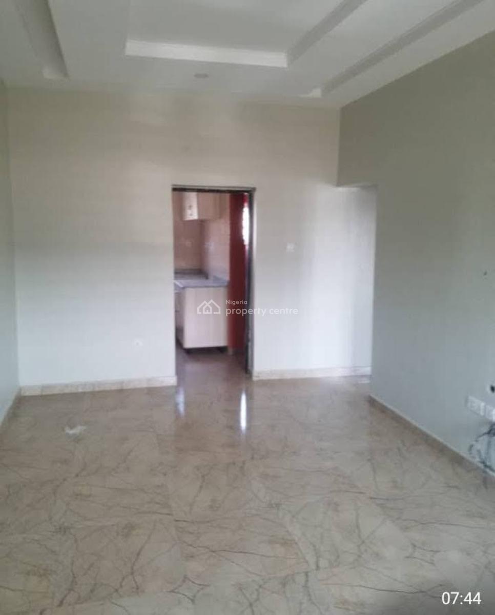 Mini Flat Executive, Off Ashimowu Bakare Street, Itire-ikate, Surulere, Lagos, Mini Flat (room and Parlour) for Rent