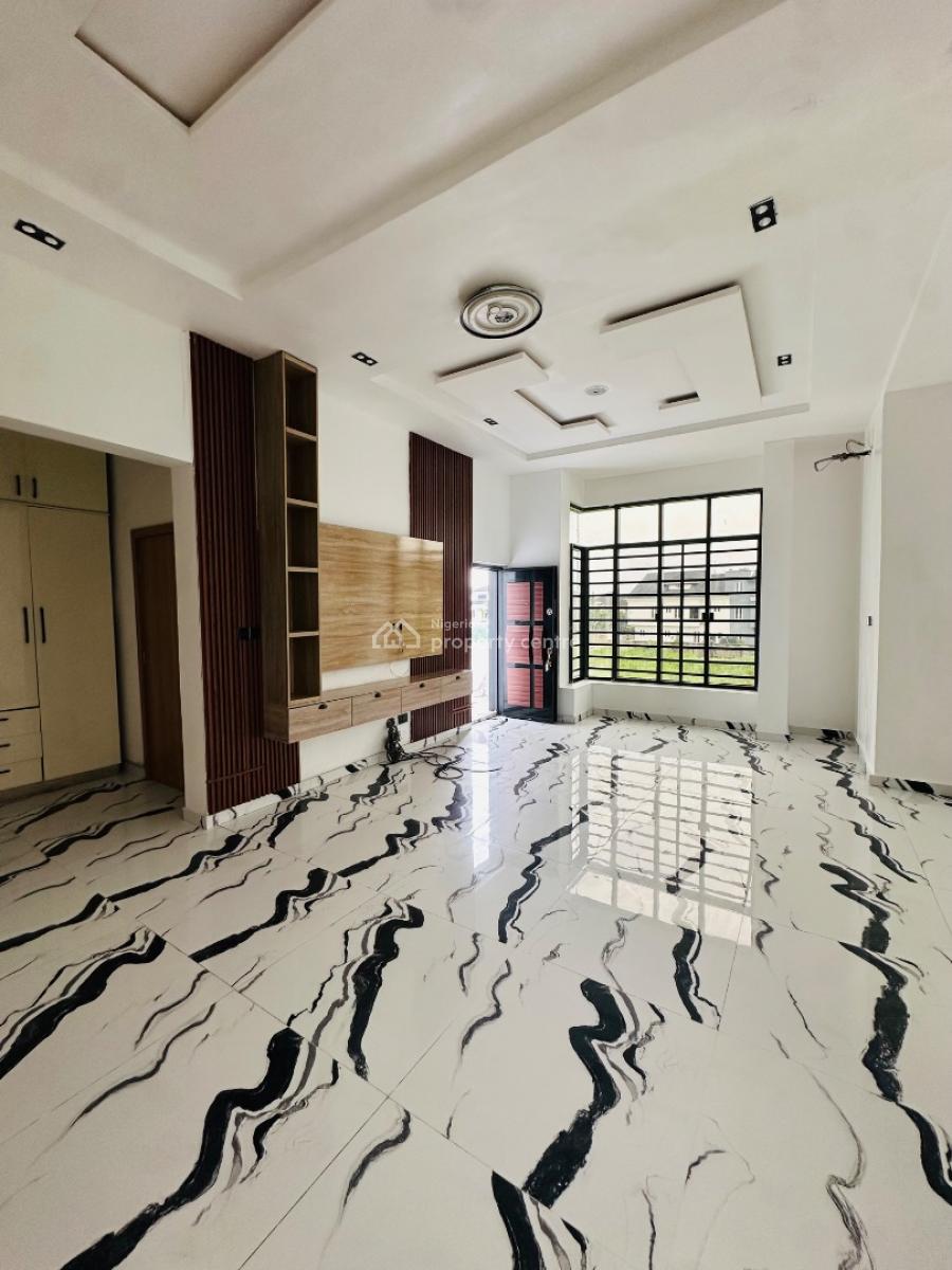 5 Bedroom & Bq, Ajah, Lagos, Detached Duplex for Sale