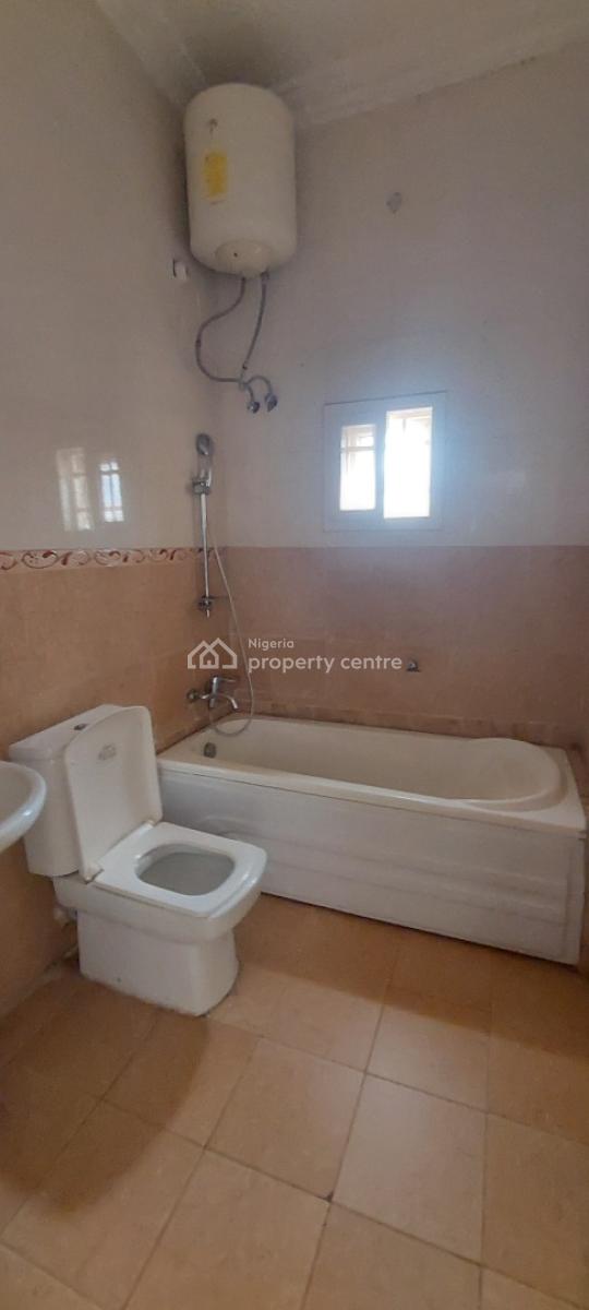 3 Bedroom Serviced Flat, 1st Floor, Jabi, Abuja, Flat / Apartment for Rent