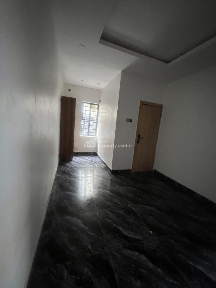 Mini Flat, Coastal Road, Okun-ajah, Ajah, Lagos, Mini Flat (room and Parlour) for Rent