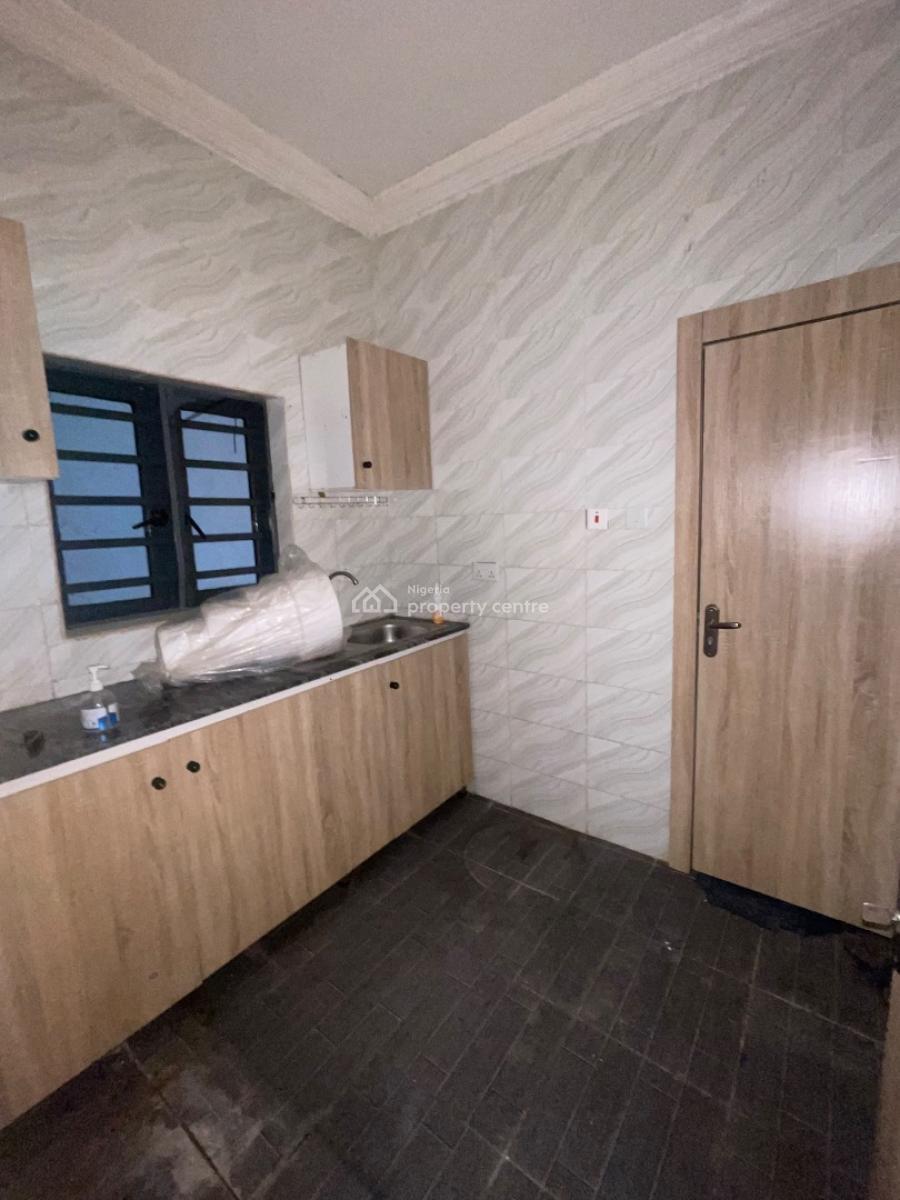 Standard Self Contain, Sangotedo, Ajah, Lagos, Self Contain (single Rooms) for Rent