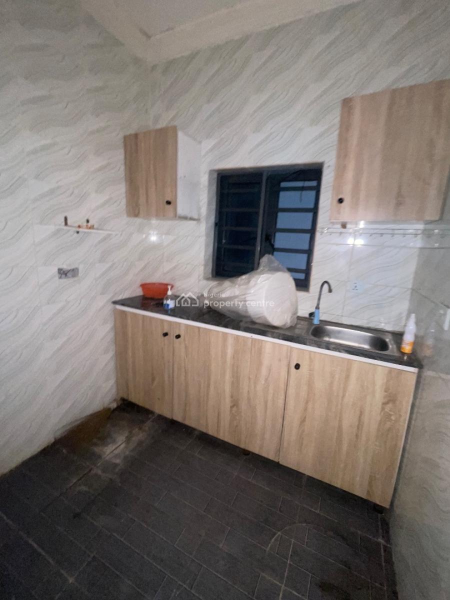 Standard Self Contain, Sangotedo, Ajah, Lagos, Self Contain (single Rooms) for Rent
