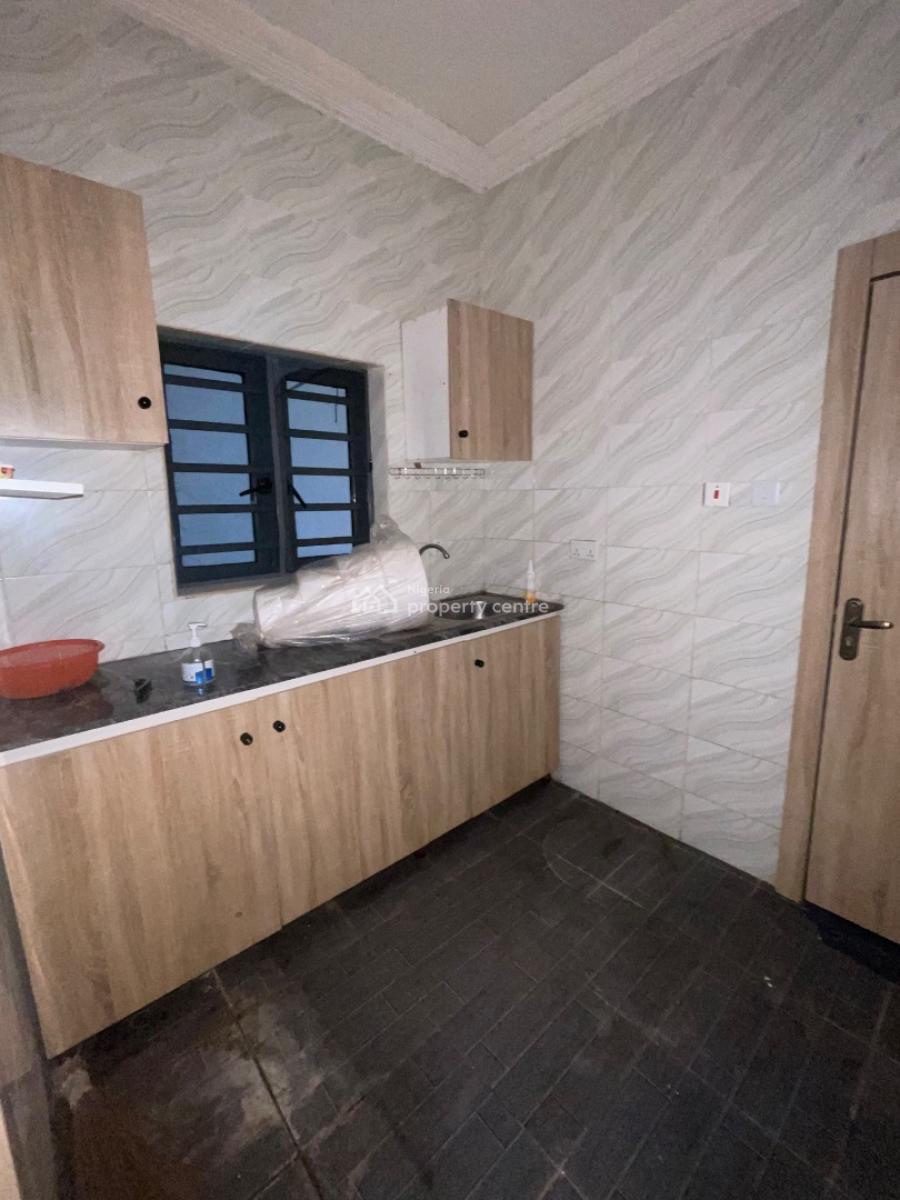 Standard Self Contain, Sangotedo, Ajah, Lagos, Self Contain (single Rooms) for Rent