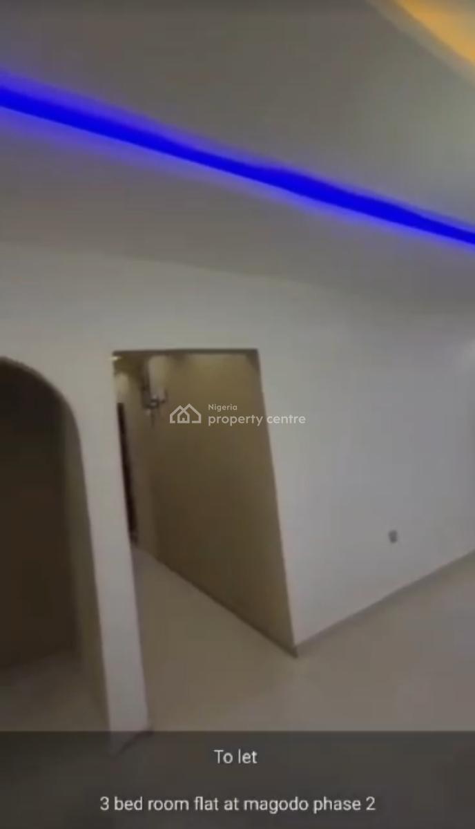 Executive 3 Bedroom Apartment with a Room En Suite, Gra Phase 2, Magodo, Lagos, Flat / Apartment for Rent