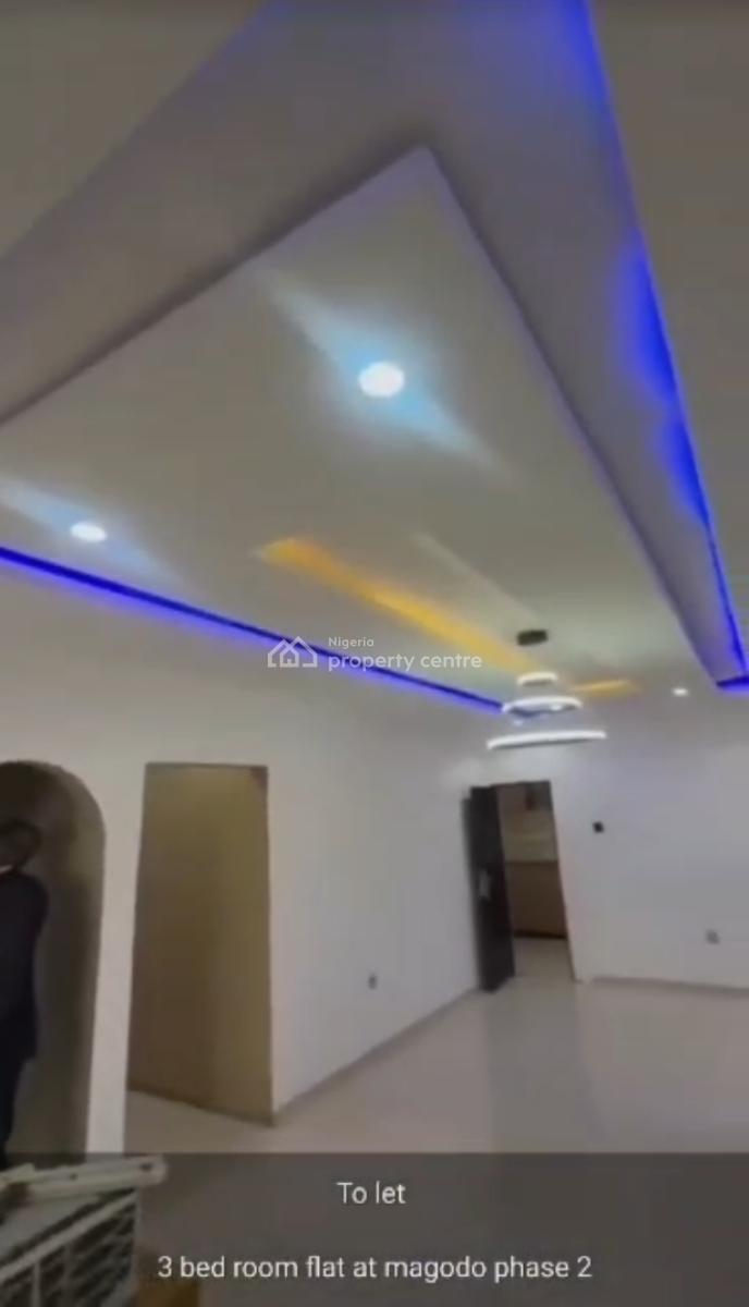 Executive 3 Bedroom Apartment with a Room En Suite, Gra Phase 2, Magodo, Lagos, Flat / Apartment for Rent