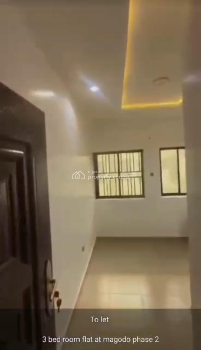 Executive 3 Bedroom Apartment with a Room En Suite, Gra Phase 2, Magodo, Lagos, Flat / Apartment for Rent