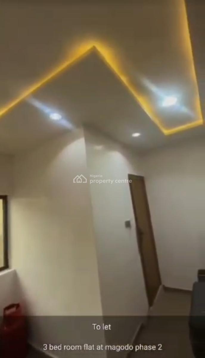 Executive 3 Bedroom Apartment with a Room En Suite, Gra Phase 2, Magodo, Lagos, Flat / Apartment for Rent