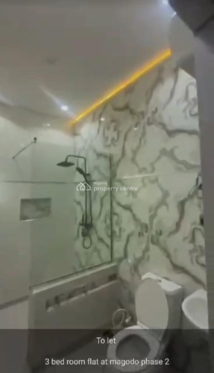 Executive 3 Bedroom Apartment with a Room En Suite, Gra Phase 2, Magodo, Lagos, Flat / Apartment for Rent