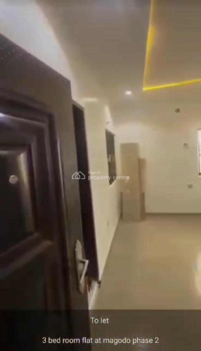 Executive 3 Bedroom Apartment with a Room En Suite, Gra Phase 2, Magodo, Lagos, Flat / Apartment for Rent