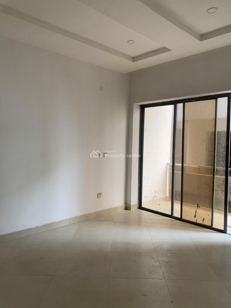 Elegant  Crafted 4 Bedroom Apartment, Lekki Phase 1, Lekki, Lagos, Flat / Apartment for Sale