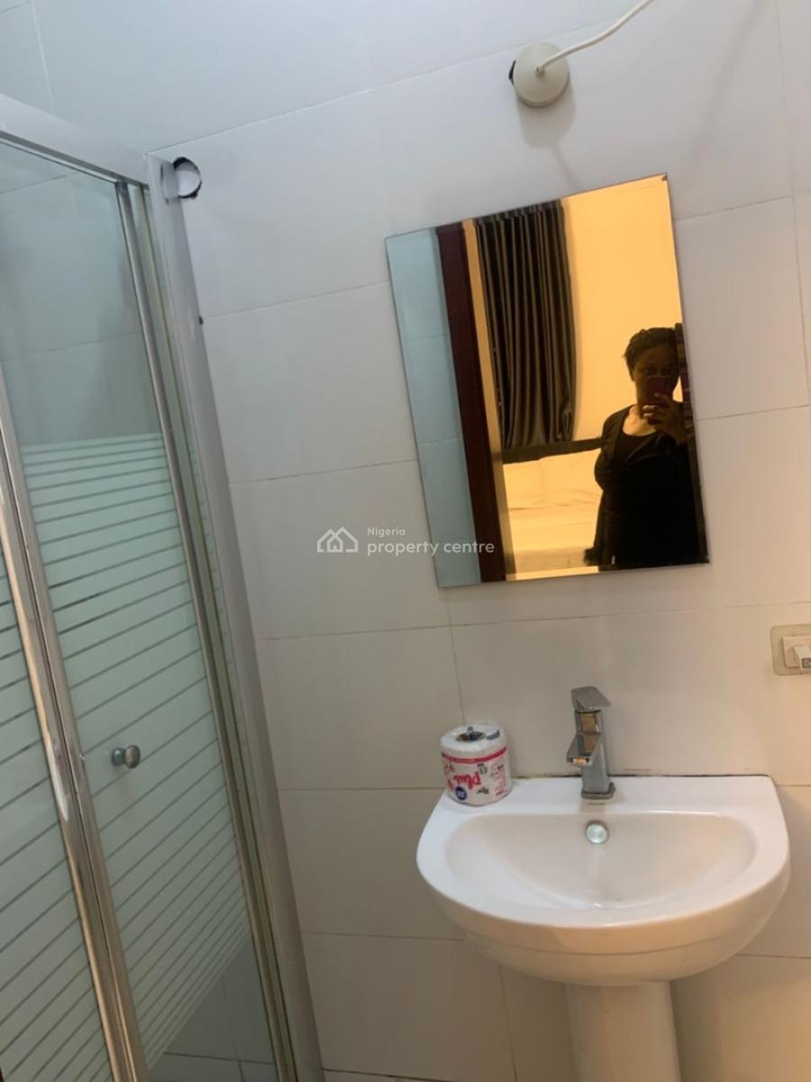 2 Bedroom Apartment, Lekki Phase 1, Lekki, Lagos, Flat / Apartment for Rent