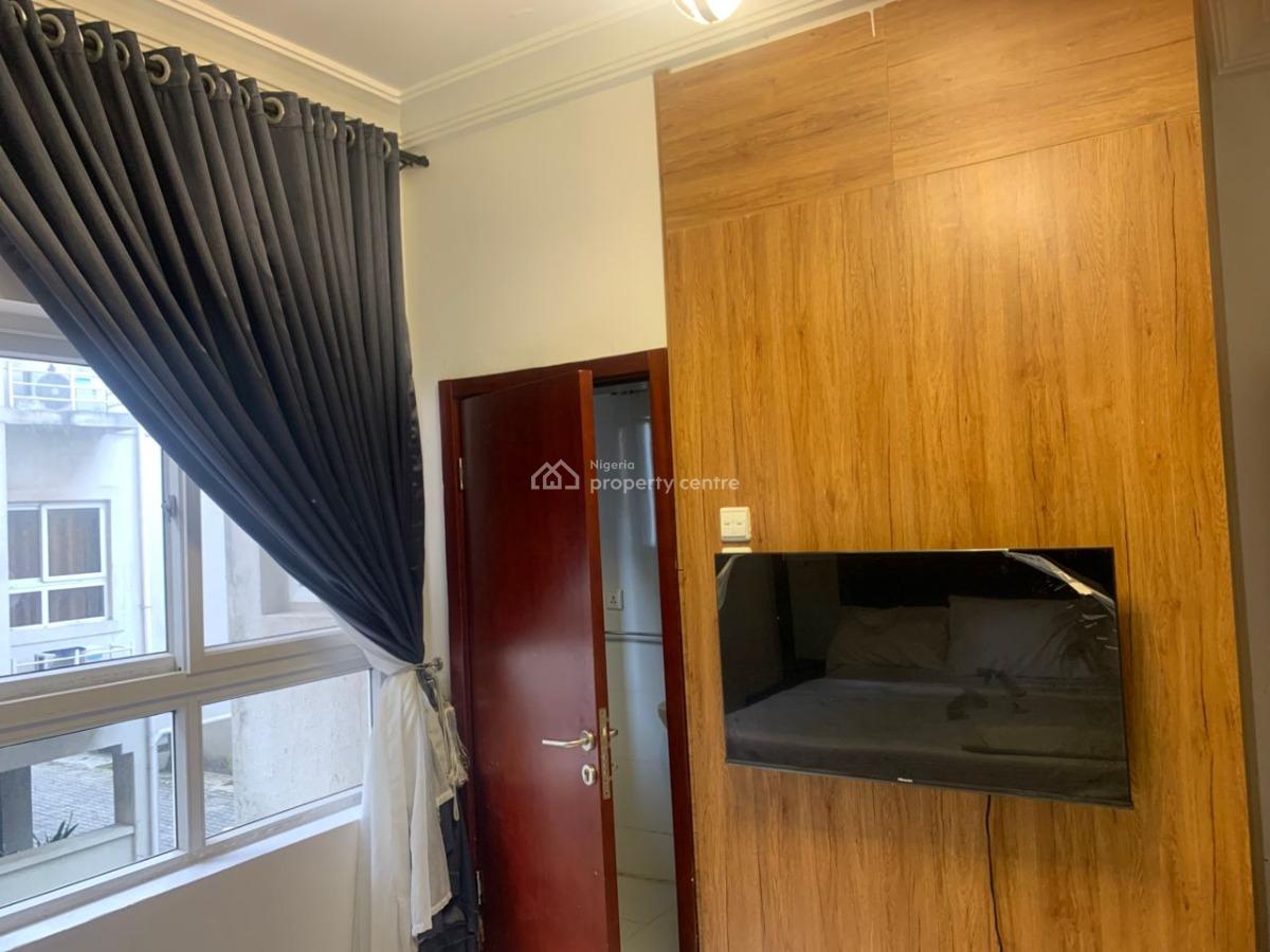 2 Bedroom Apartment, Lekki Phase 1, Lekki, Lagos, Flat / Apartment for Rent