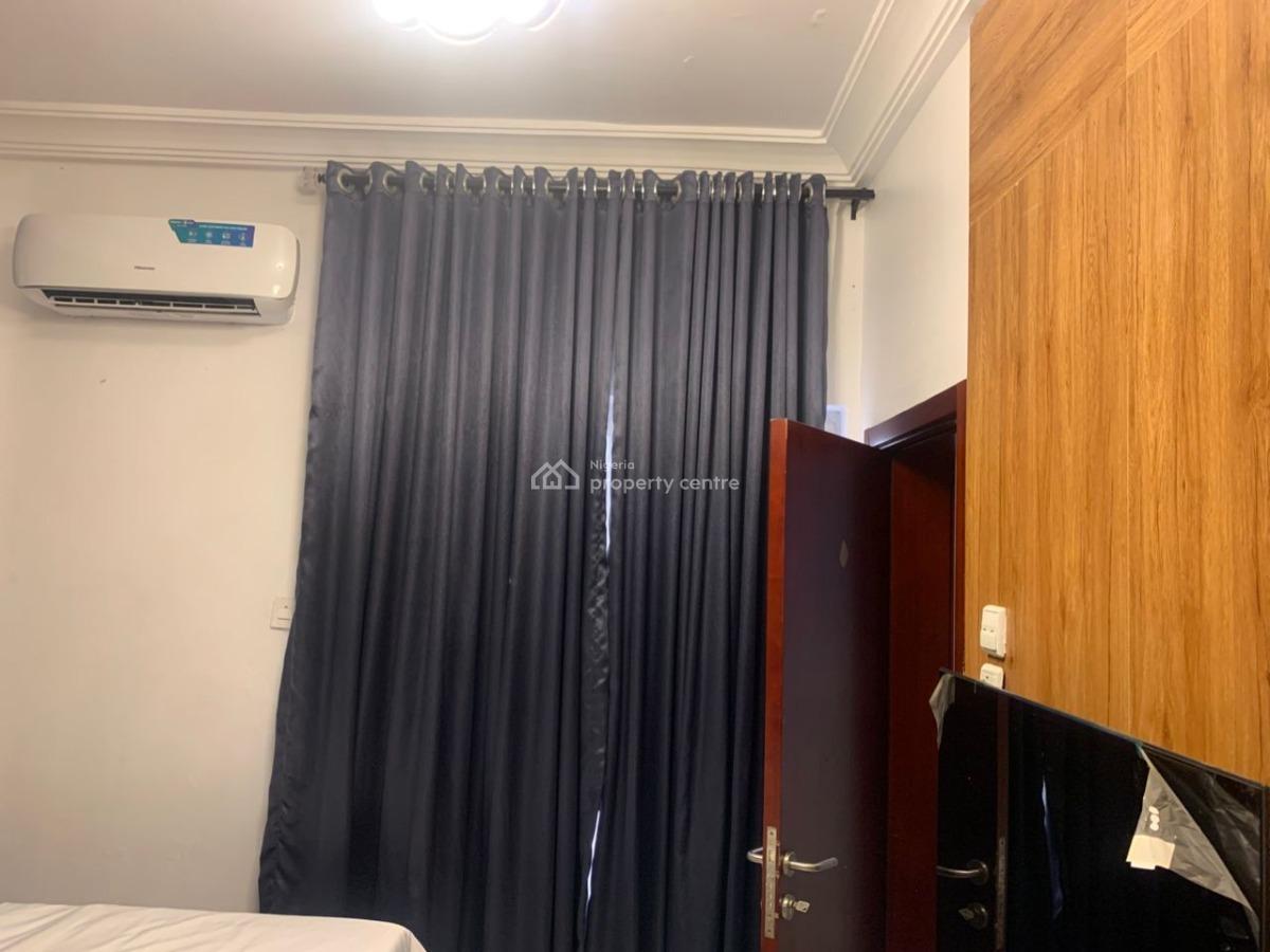 2 Bedroom Apartment, Lekki Phase 1, Lekki, Lagos, Flat / Apartment for Rent