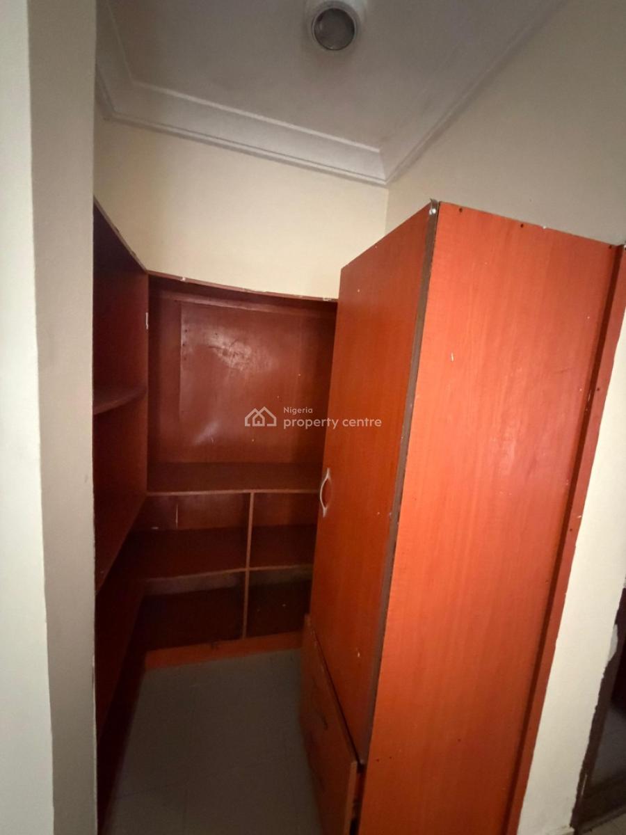 Nice and Well Maintained 2 Bedrooms Self Service Apartment, Phase 1,freedom Way,lekki, Lekki, Lagos, Flat / Apartment for Rent