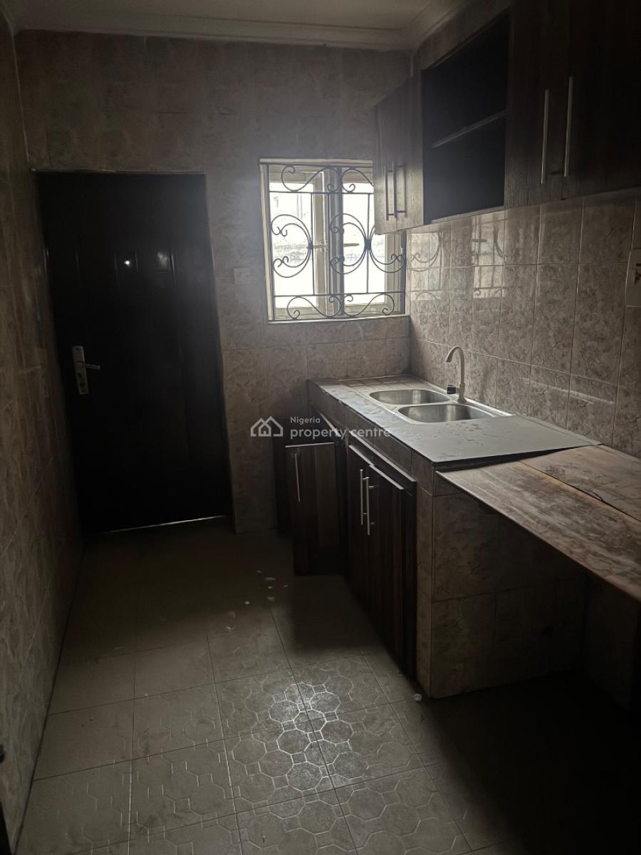 Tastefully Finished 3 Bedroom Flat, Ikorodu, Lagos, Flat / Apartment for Rent