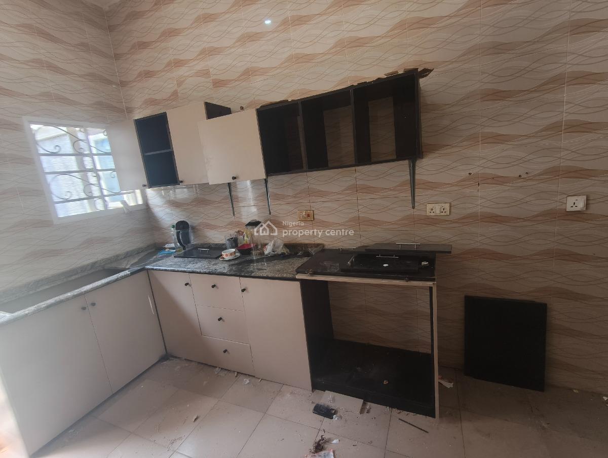 Nicely Done 3 Bedroom Terrace Duplex, Naf Valley Estate Asokoro, Asokoro District, Abuja, House for Rent